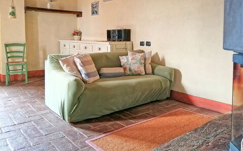 Semesterboende Orietta 4: Vardagsrum