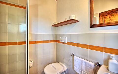 Semesterboende Le Fonti 2: Badrum