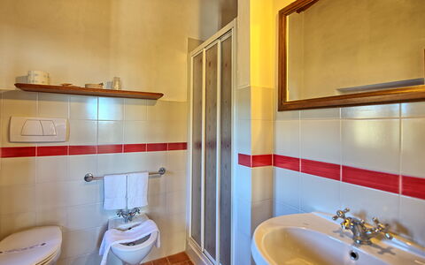 Semesterboende Le Fonti 7: Badrum