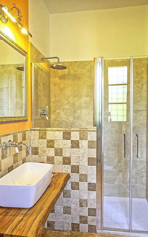 Villa Amadeo: Badrum