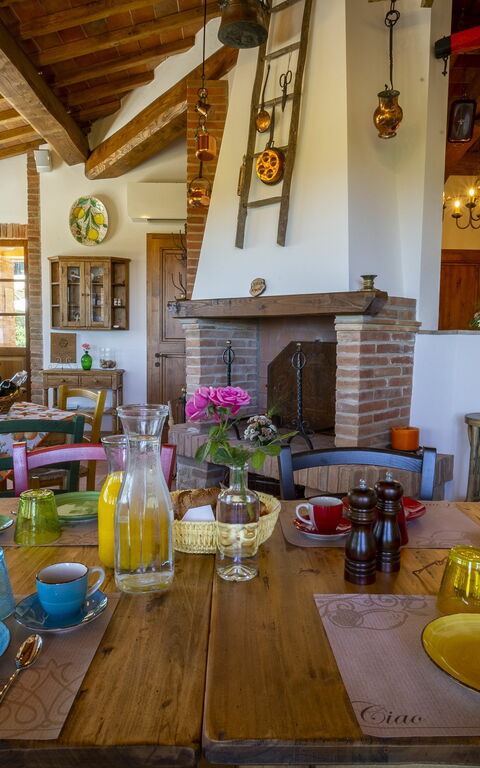 Villa Amadeo: Lunchrum, Vardagsrum