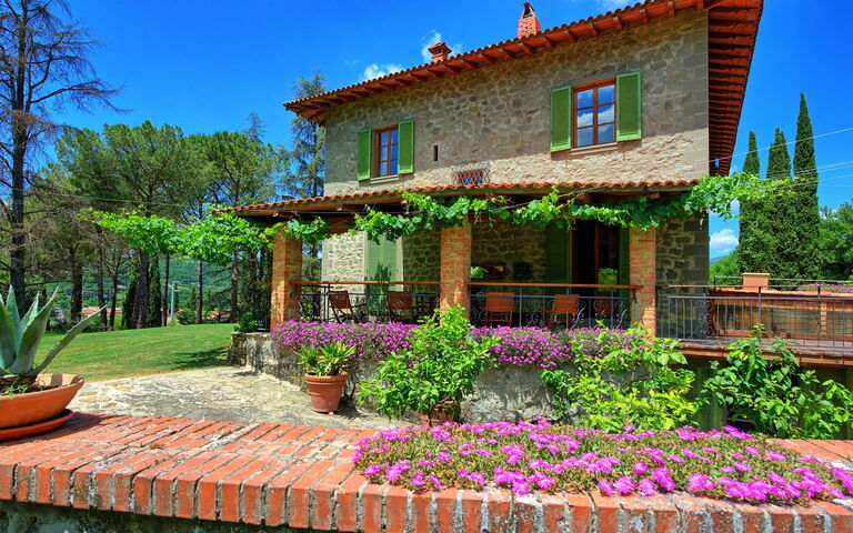 Villa Lo Scoiattolo: Exteriör, Sommar, Trädgård, Utomhus