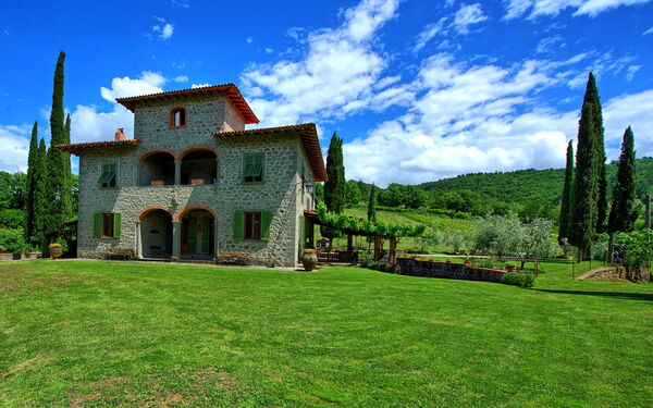 Villa Lo Scoiattolo: Trädgård, Utomhus