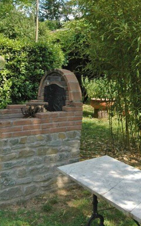 Villa Elisa: Exteriör, Trädgård