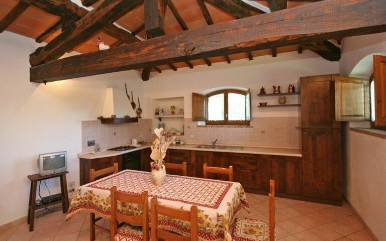 Semesterboende Pienza b: Kök, Lunchrum, Vardagsrum