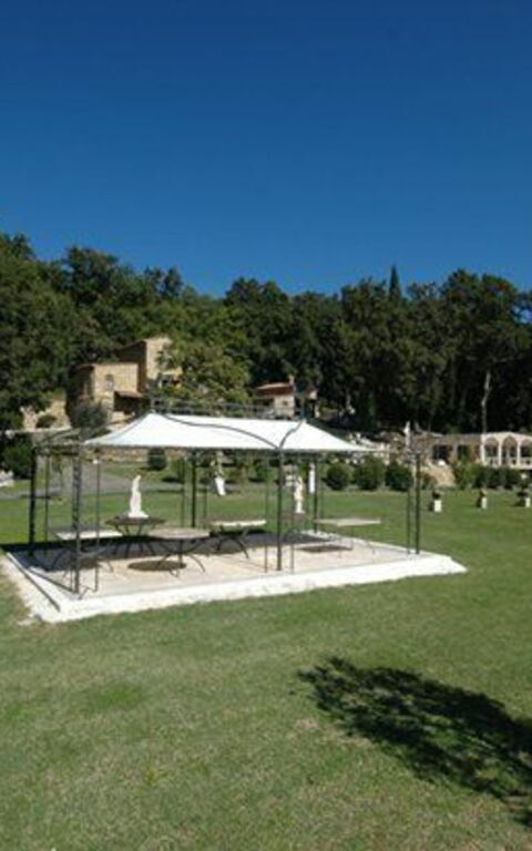 Le Querciolaie: Trädgård