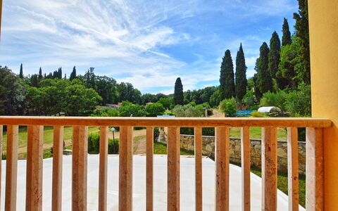 Semesterboende Dependance 1: slå samman, Trädgård