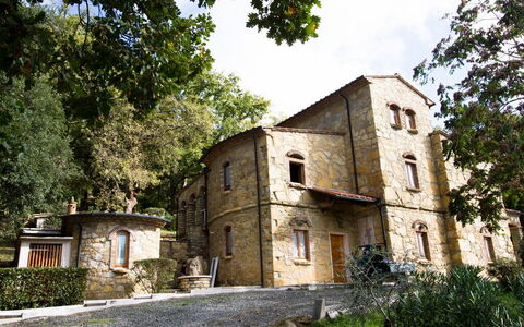 Semesterboende Fontana 2: Exteriör, Utomhus