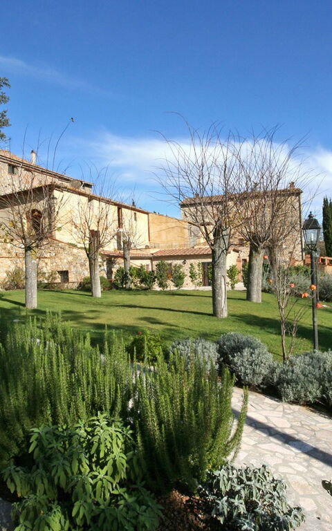 Dante: Exteriör, Trädgård