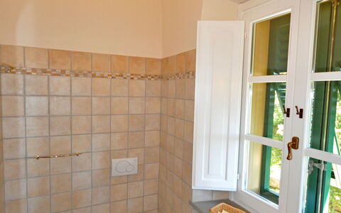 Semesterboende Dante 4: Badrum