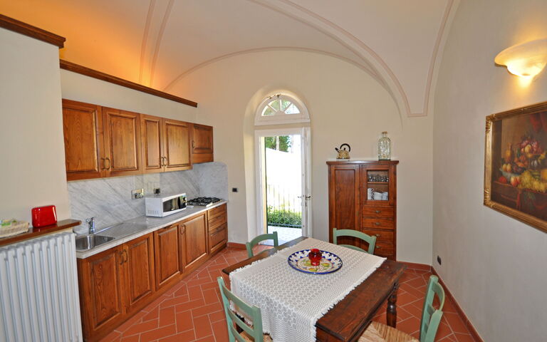 Semesterboende Dante 1: Kök, Lunchrum, Vardagsrum