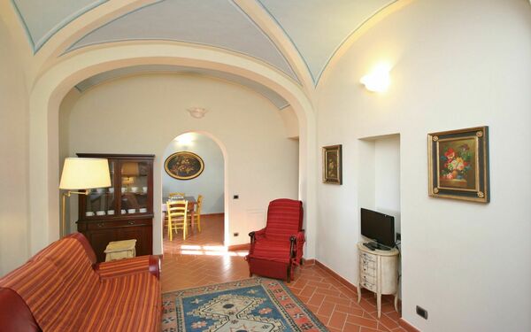 Semesterboende Dante 2: Vardagsrum