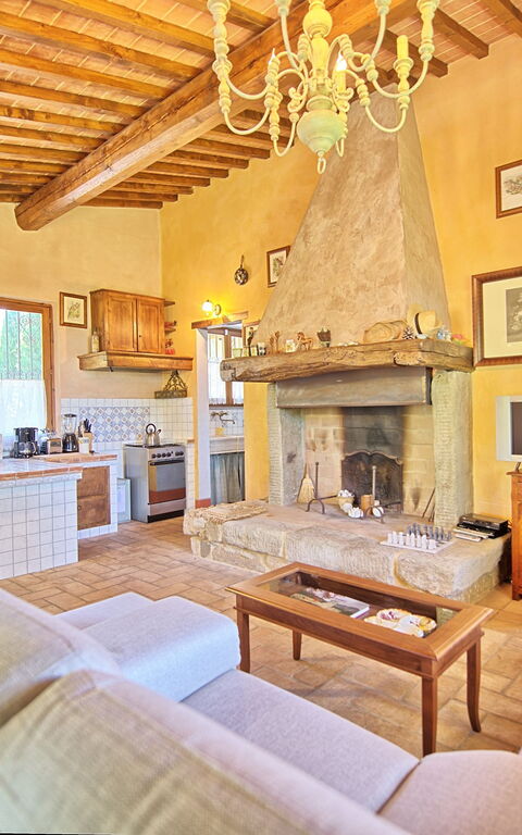 Casa Cipressi: Lunchrum, Vardagsrum