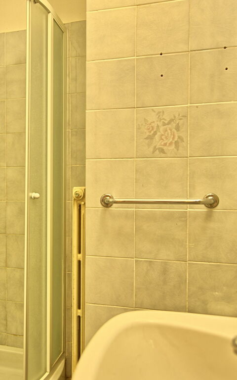 Villa Lorenzo: Badrum