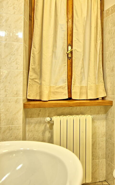 Villa Lorenzo: Badrum