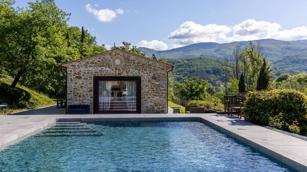 Villa Casentino: slå samman