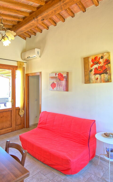 Villa Roberto: Lunchrum, Vardagsrum