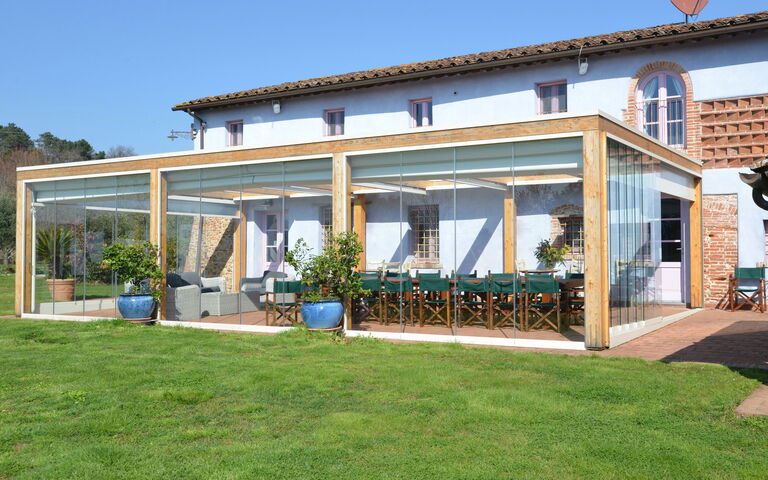 Villa Marginone: Exteriör, Trädgård, Utomhus