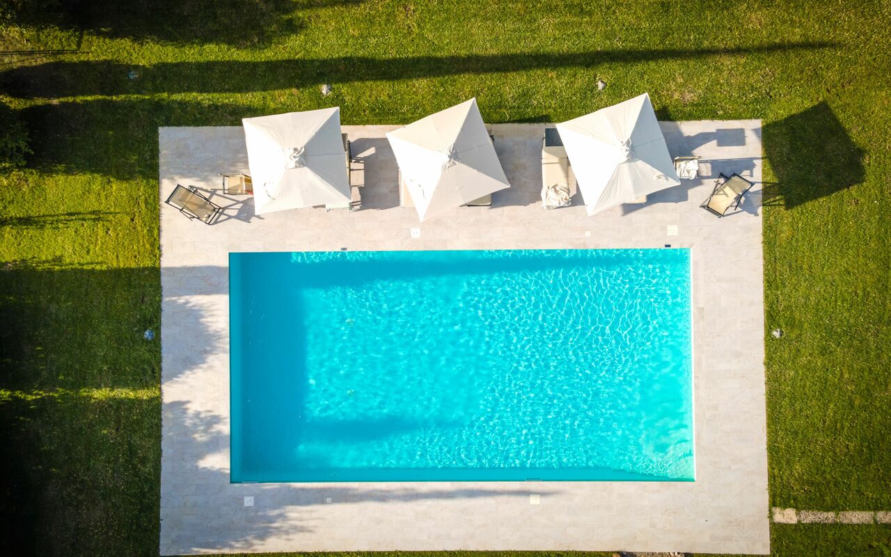 Villa Cassia: slå samman, Visningar