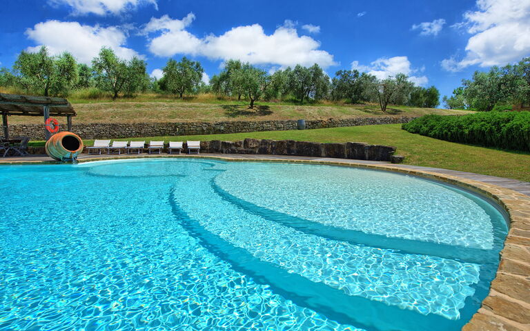 Villa Ferdinando: slå samman, Sommar