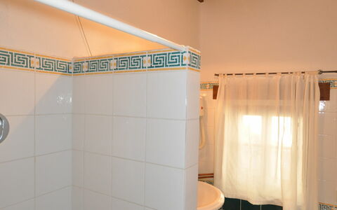 Semesterboende Civetta 2: Badrum