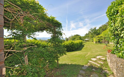 Semesterboende Civetta 2: Trädgård