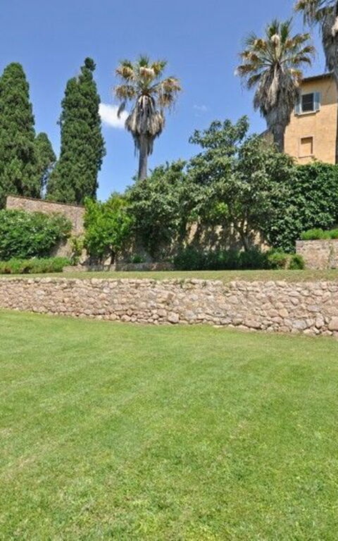 Il Principe: Exteriör, Trädgård, Utomhus