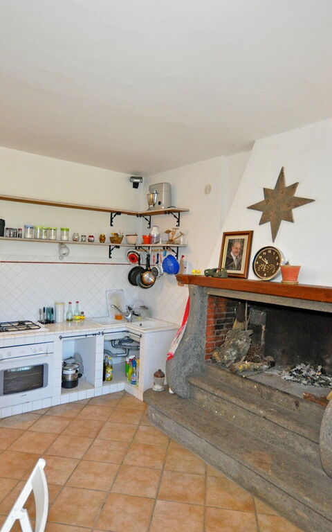 Ginestrella: Kök, Lunchrum, Vardagsrum