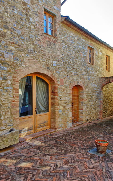 Arturo: Exteriör, Trädgård, Utomhus