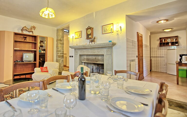 Semesterboende Rondini: Lunchrum, Vardagsrum