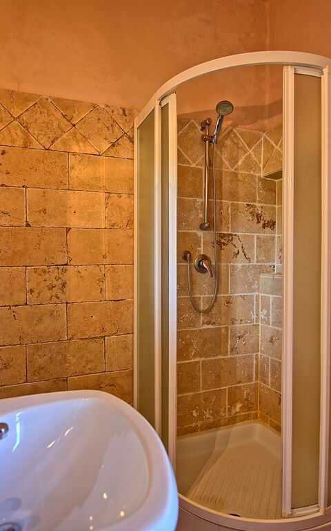 Villa Gloria: Badrum