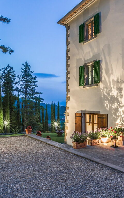 Palazzo Rosadi: Utomhus