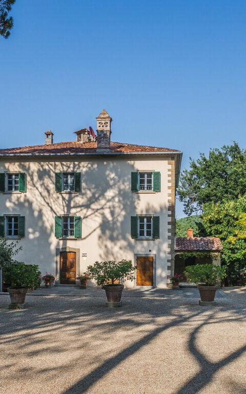 Palazzo Rosadi: Utomhus
