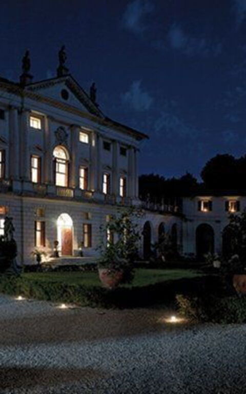 Ca' Marcello: Utomhus