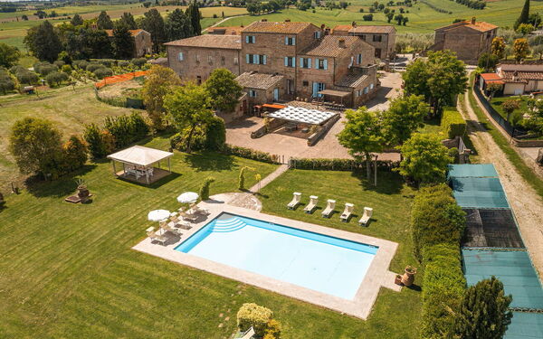 Villa Giare: Exteriör, slå samman, Utomhus