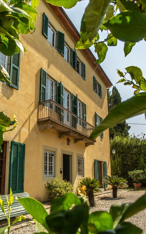 Villa Pedone: Exteriör, Utomhus