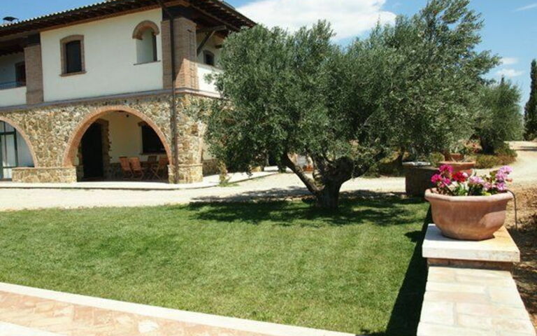 Villa Giulia Follonica: Exteriör, Utomhus