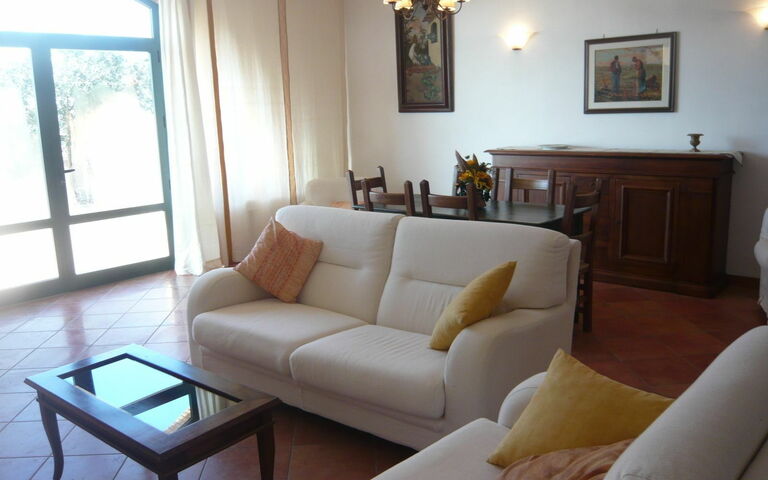 Villa Giulia Follonica: Vardagsrum