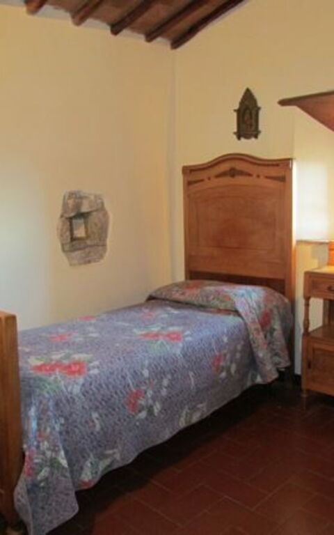 Il Nibbio Del Castello Di Monteluco