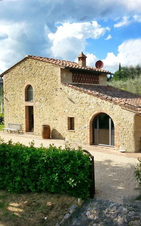 Podere Degli Olivi: Sommar, Trädgård, Utomhus