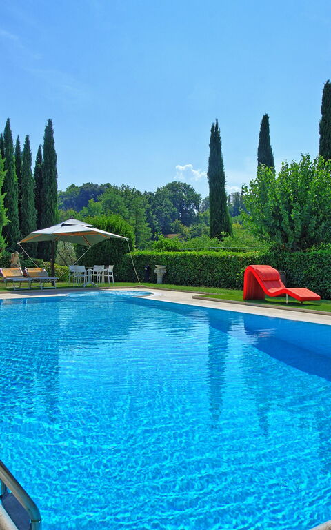 Poggiluglio: slå samman