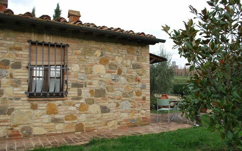 Semesterboende Il Cottage: Trädgård, Utomhus