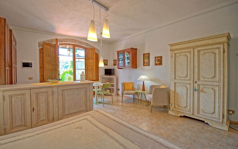 Semesterboende Ovile: Kök, Lunchrum, sovrum, Vardagsrum