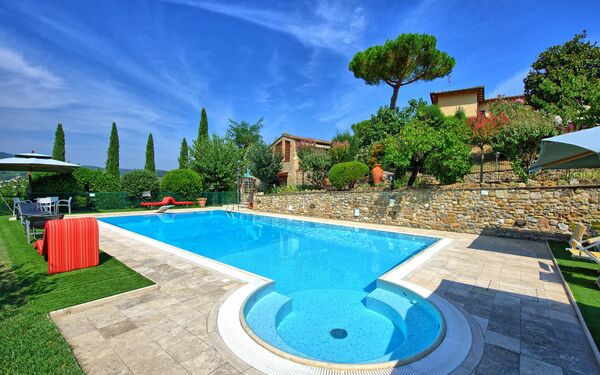 Poggiluglio: slå samman