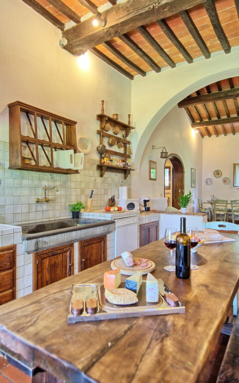 Villa Campogialli: Kök, Lunchrum