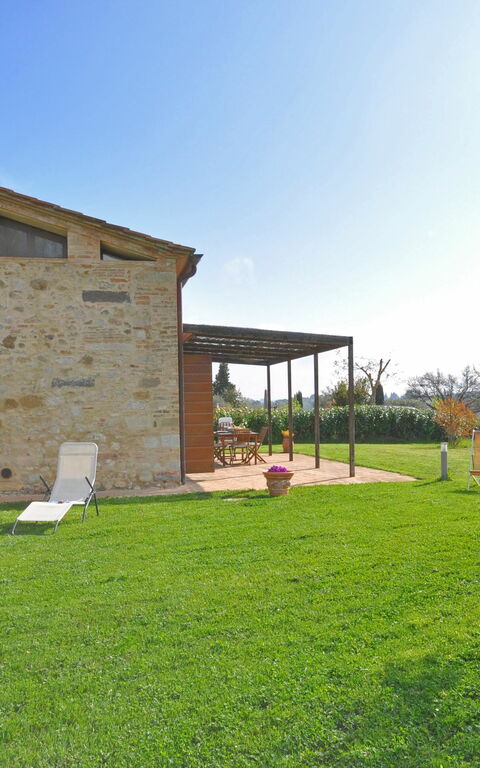 Capannino: Exteriör, Trädgård