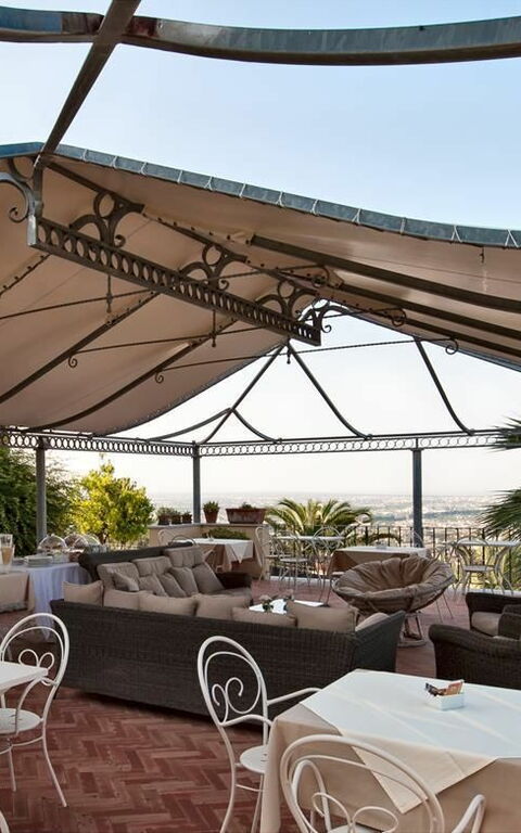 Villa Camaiore: Balkong / terrass / uteplats