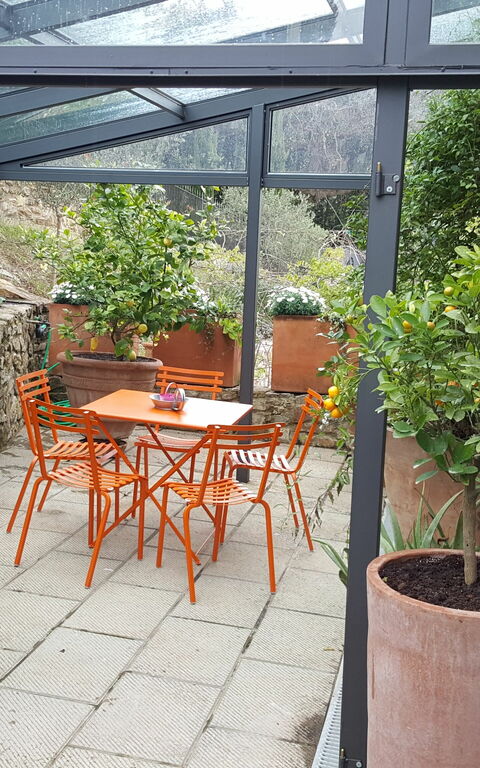 Villa Nova: Exteriör, Utomhus