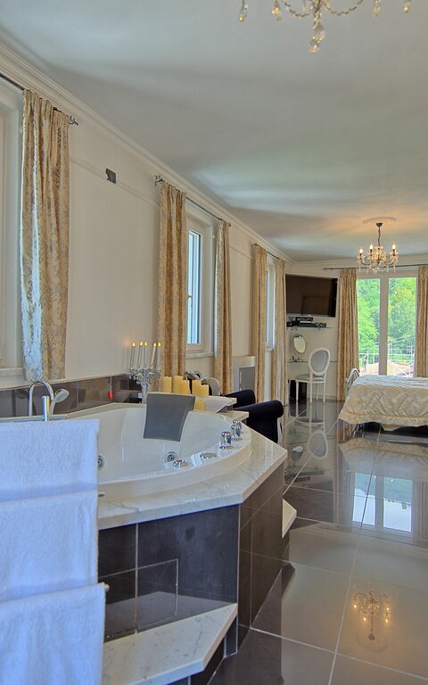 Villa Raffaela: Badrum