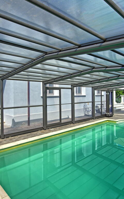 Villa Raffaela: slå samman, Utomhus